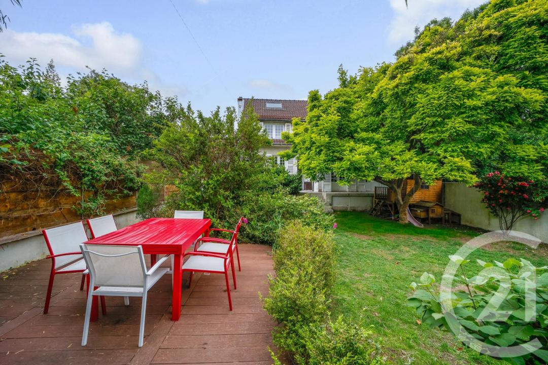 Issy Les Moulineaux, Ilha De França 92130, França