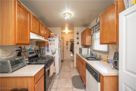 5546 Shaffer Road NW unit: A & B, Warren, Ohio 44481, États-Unis