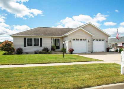 3604 Monaghan Dr, Waverly, Iowa 50677, USA