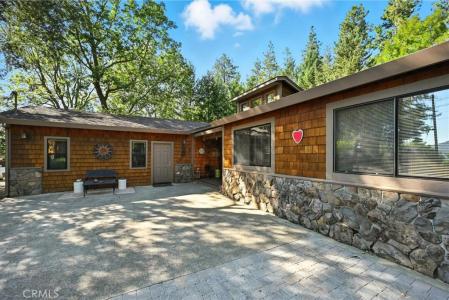 9234 Fox Drive, Cobb, California 95426