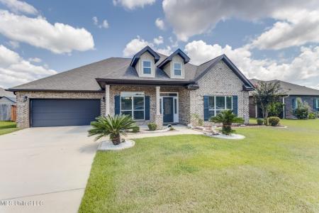 6681 Sugarcane Circle, Ocean Springs, Mississippi 39564