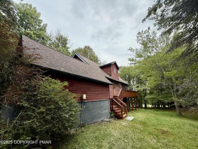 63 S Fairway Drive, Lake Ariel, Pennsylvania 18436, Estados Unidos