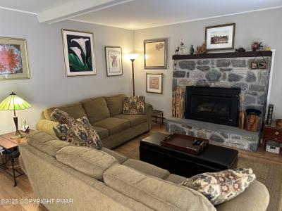 201 Long View Lane, Pocono Pines, Пенсильвания 18350, Соединенные Штаты