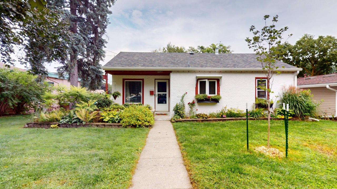 1044 Maple Dr, Mason City, איווה 50401, ארצות הברית של אמריקה 