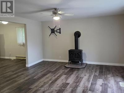 502 RIDGEWOOD ROAD, Huron-Kinloss-, 온타리오주 N0G 2R0, 캐나다