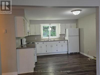 502 RIDGEWOOD ROAD, Huron-Kinloss-, 온타리오주 N0G 2R0, 캐나다