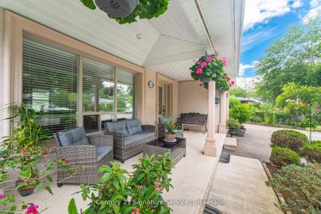 512 SELSEY DRIVE, Mississauga, Ontario L5A 1B9, Canadá