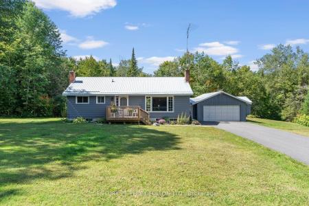 1004 ROSSEAU LAKE 1 ROAD, Muskoka Lakes, אונטריו P0B 1M0, קנדה