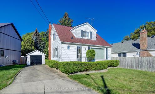 18 JUBILEE DRIVE, St. Catharines, Ontario L2M 4P8, Canada