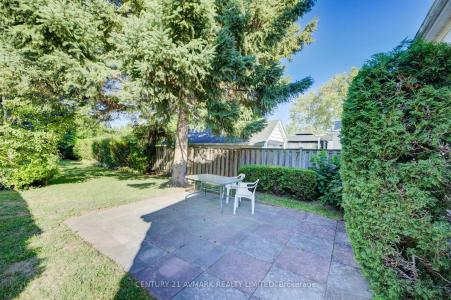 18 JUBILEE DRIVE, St. Catharines, Ontario L2M 4P8, Kanada