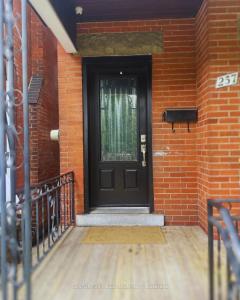237 BALSAM AVENUE S, Хэмилтон, Онтарио L8M 3B9, Канада
