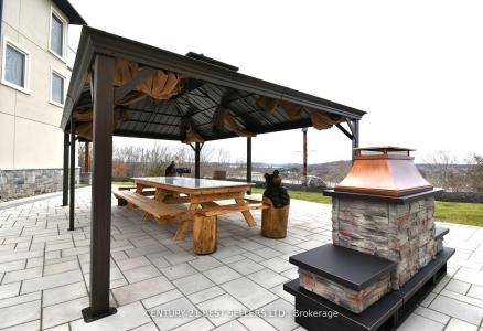 31 HORIZON LANE, Huntsville, 安大略省 P1H 1V5, 加拿大