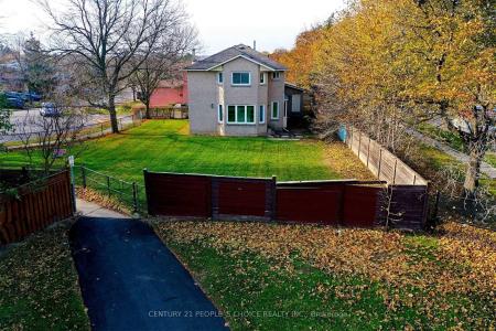 28A STEVEN COURT, Brampton, Онтарио L6Z 3A7, Канада