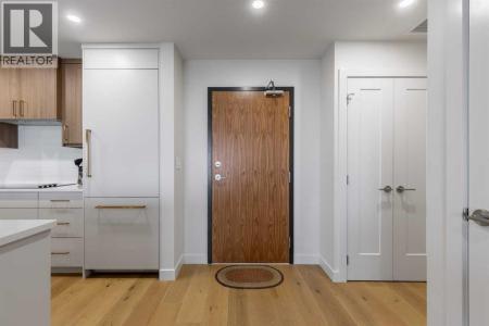 102 SCENIC DRIVE NORTH, Lethbridge, Alberta T1H 1P7, Canada