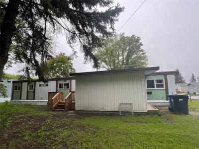 1021 JACKSON STREET, Dauphin, Manitoba R7N 2N5, Canada