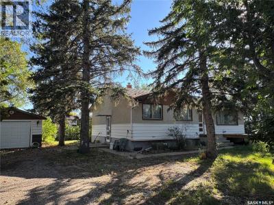 38 KASPER CRESCENT, Assiniboia, Saskatchewan S0H 0B0, Canada