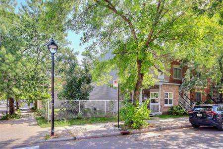 5656 Rue Eadie, Montréal (Le Sud-Ouest), Quebec H4E 3T1, Canadá
