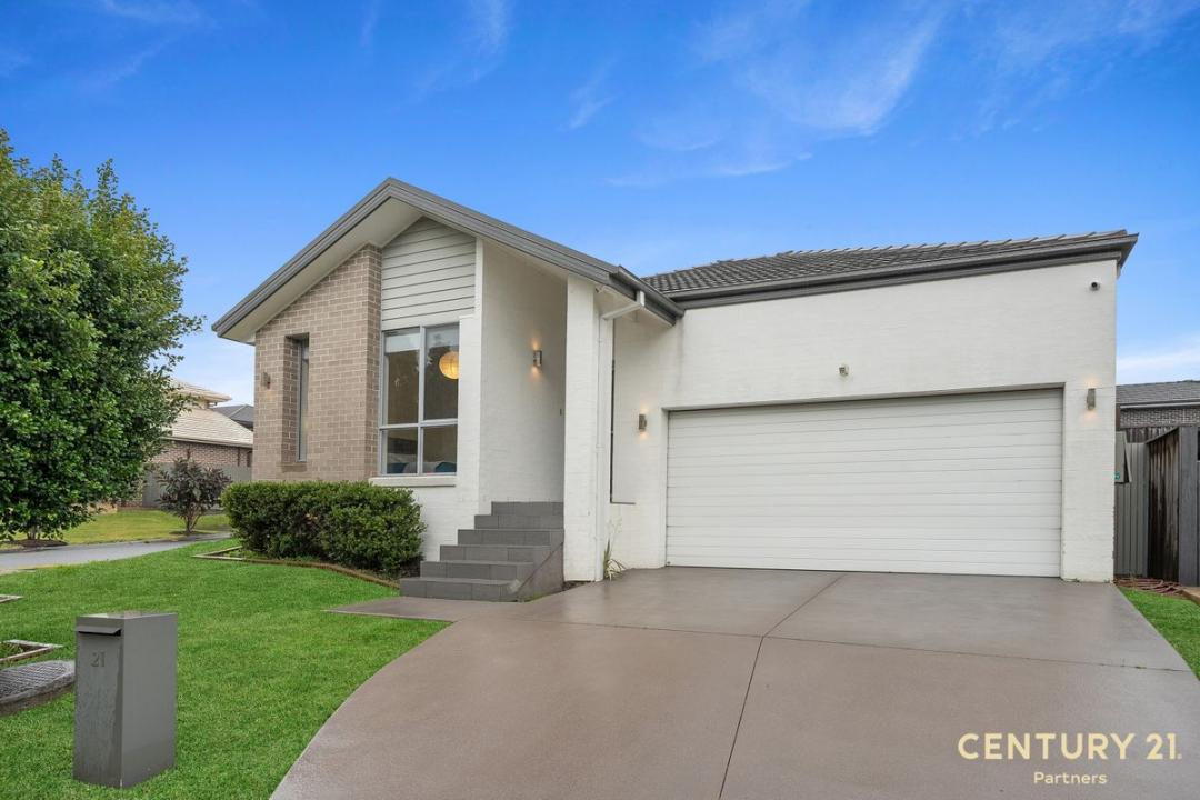 21 Robey Avenue, Middleton Grange, NSW 2171, Australia