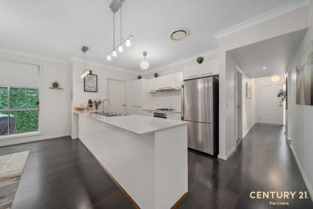 21 Robey Avenue, Middleton Grange, NSW 2171, Australia