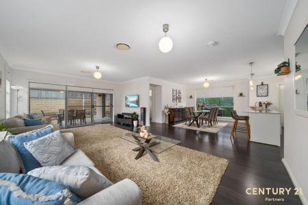 21 Robey Avenue, Middleton Grange, NSW 2171, Australia