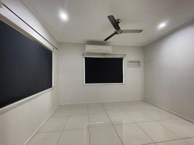 10 Kellerman Drive, Moranbah, QLD 4744, Australia