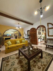 calle manapire quinta san judas tadeo Casa en venta Urb. Piedra Azul, Caracas, Miranda 1080, 委内瑞拉