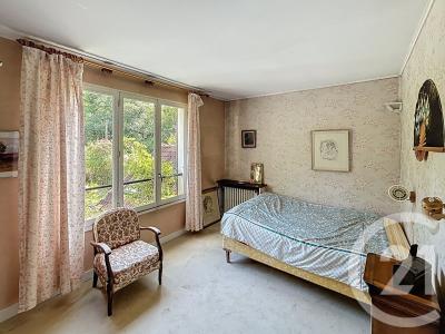 Bievres, Île-de-France 91570, Pháp