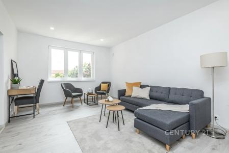 Dubečská, Praha, území Hlavního města Prahy 100 00, Czech Republic