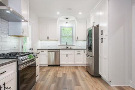 31 Oak Grove Rd #2, Caldwell Boro Twp., 紐澤西州 07006, 美國