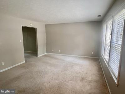 44236 Pine Creek Lane, California, Maryland 20619, Estados Unidos