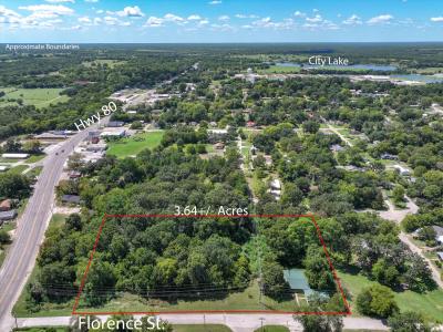 403 N Florence, Grand Saline, Texas 75140, États-Unis