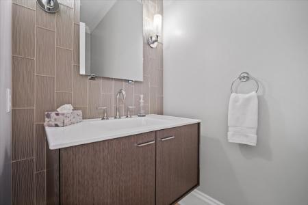 1 Worthington Ct, Bloomington, Illinois 61704