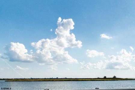 326 Sanderling Ln, Egg Harbor Township, New Jersey 08232