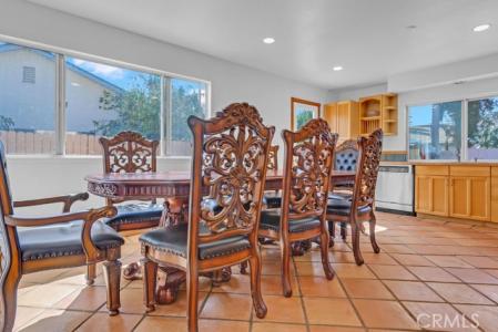 560 N Noble St, Orange, Kaliforniya 92869, Amerika Birleşik Devletleri