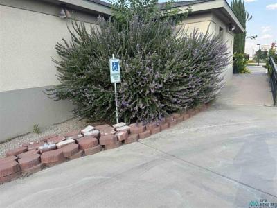 1002 W Main, Artesia, New Mexico 88210