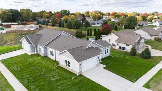 877 Red Hawk Drive, Milton, Висконсин 53563, Соединенные Штаты