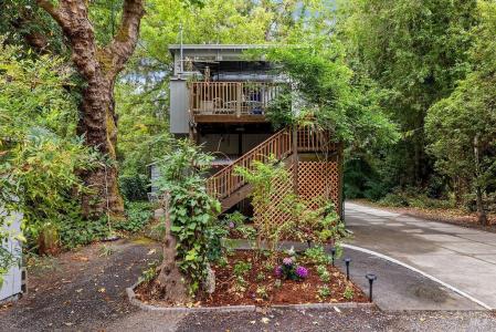 15990 Drake Rd, Guerneville, California 95446