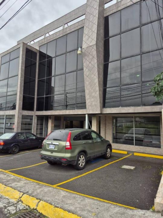 Pinares Sánchez Curridabat, San José 00001, Costa Rica