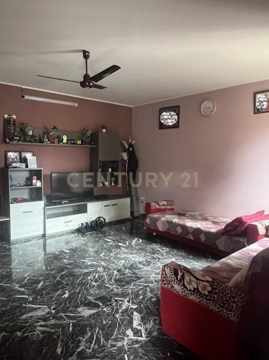 Viale Trento, Valdagno, Veneto 36078, איטליה