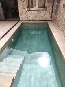 Madrid, Comunidad de Madrid 28330, Spain