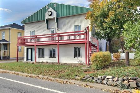 127  Rue Principale, Saint-André-de-Kamouraska, קוויבק G0L 2H0, קנדה 