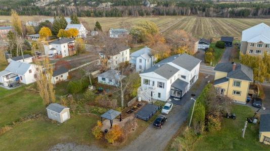 127  Rue Principale, Saint-André-de-Kamouraska, קוויבק G0L 2H0, קנדה 