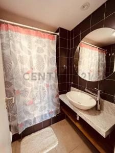 Av. Olazábal 4500, Villa Urquiza, Capital Federal 00001, Argentyna