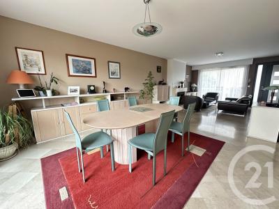 Fontenay Sous Bois, איל-דה-פרנס 94120, צרפת