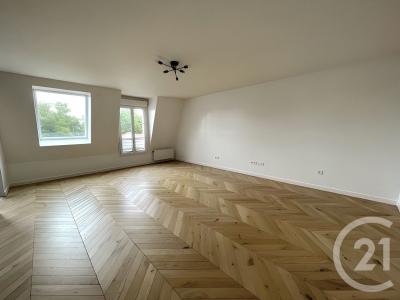 Clamart, Ilha De França 92140, França