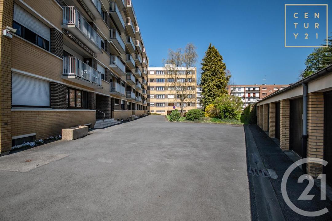 Maubeuge, 北部-加来海峡 59600, 法国