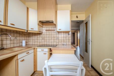 Maubeuge, 北部-加来海峡 59600, 法国