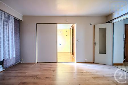 Maubeuge, 北部-加来海峡 59600, 法国