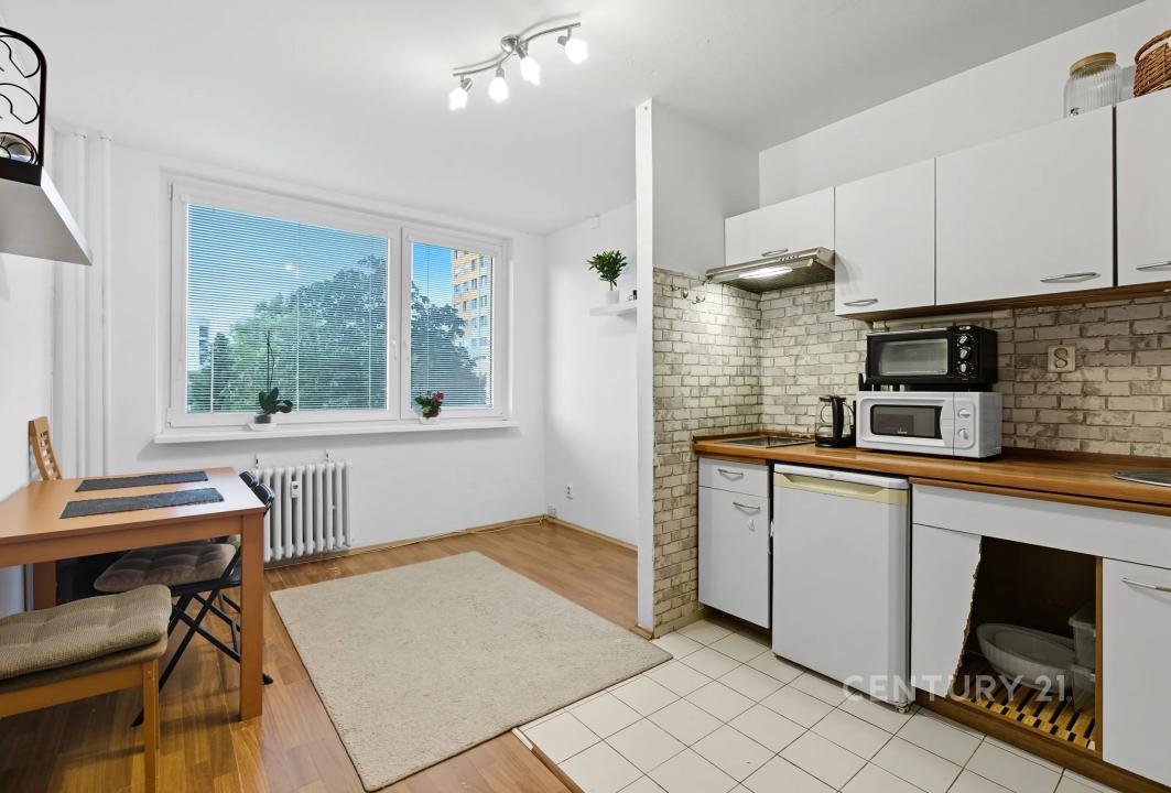 102, V hůrkách, Praha, Území Hlavního Města Prahy 15800, צ'כיה 