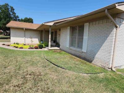 803 NW 48th, Lawton, 奧克拉荷馬州 73505, 美國